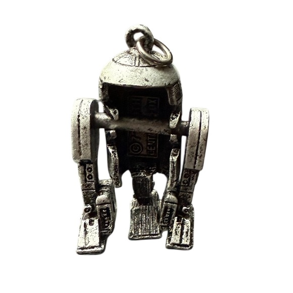 Vintage 1977 Star Wars R2-D2 Pendant Charm - Picture 3 of 6